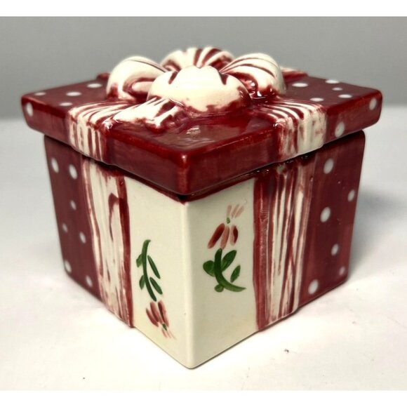 Hand-Painted Ceramic Gift Box-Shaped Container With Lid Red & White Polka Dot An - Picture 2 of 5